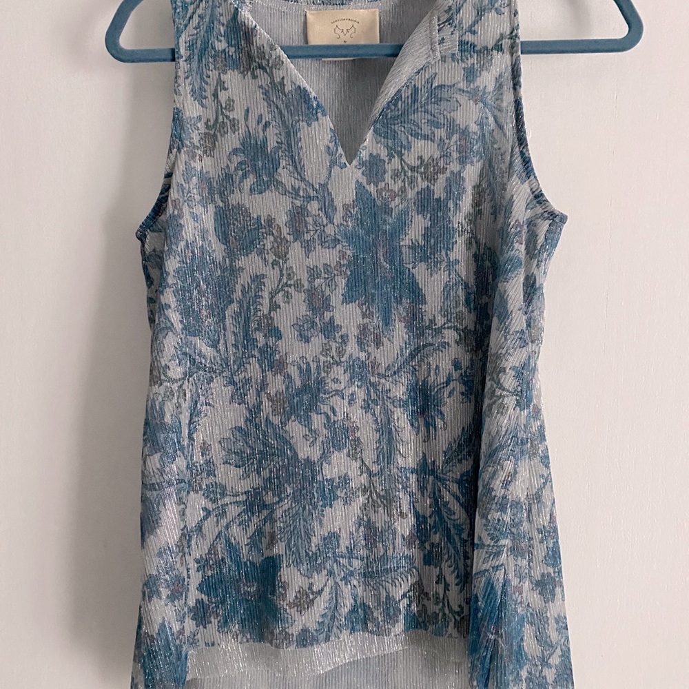 Anthropologie sleeveless v neck top